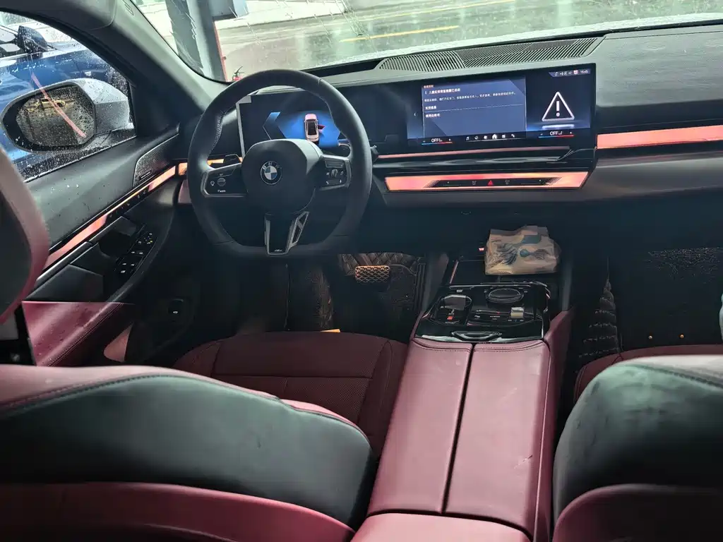 BMW 5 Series — миниатюра 3