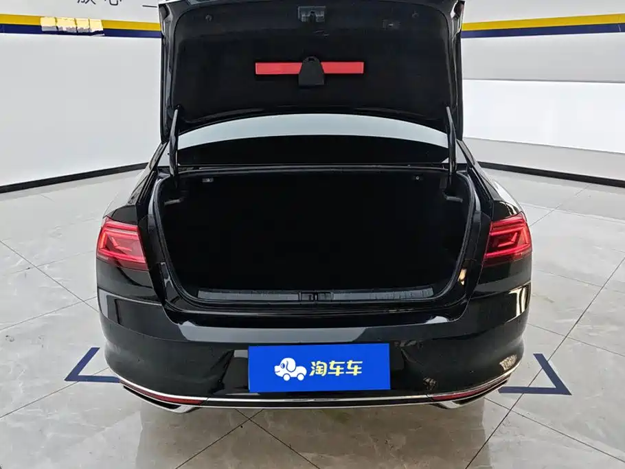 Volkswagen Magotan — миниатюра 4
