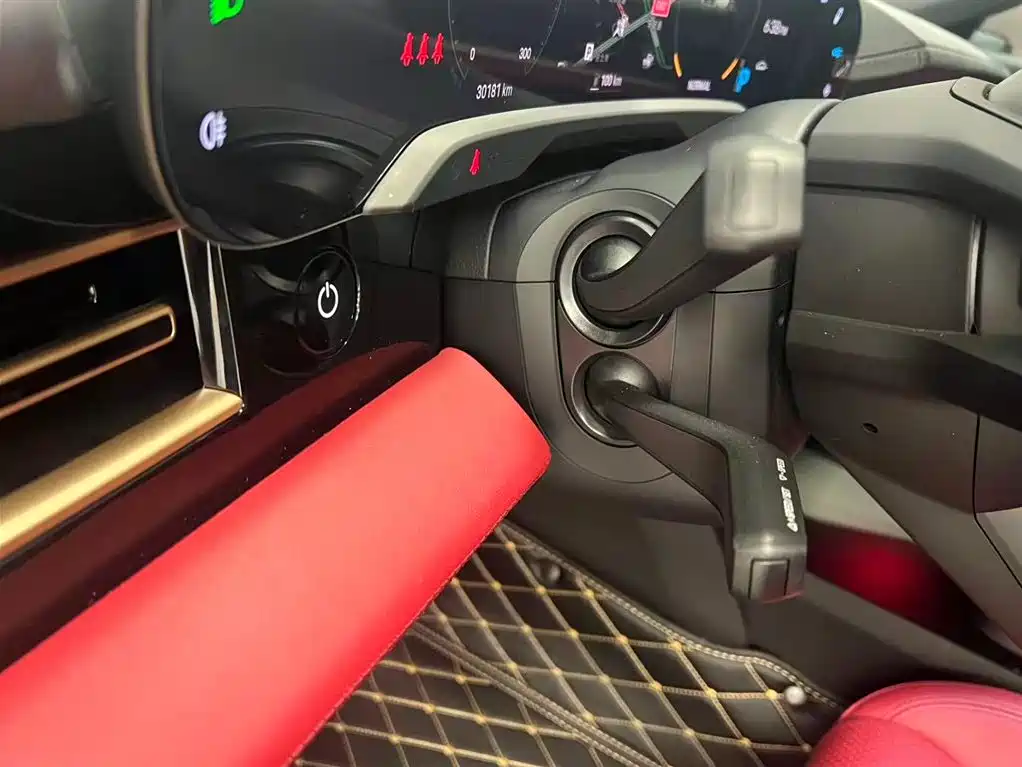 Porsche Taycan — миниатюра 9