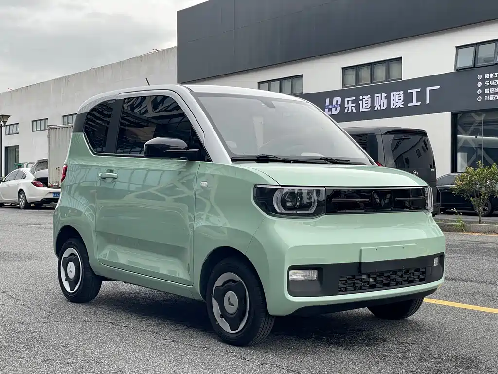 Wuling MINIEV — миниатюра 3