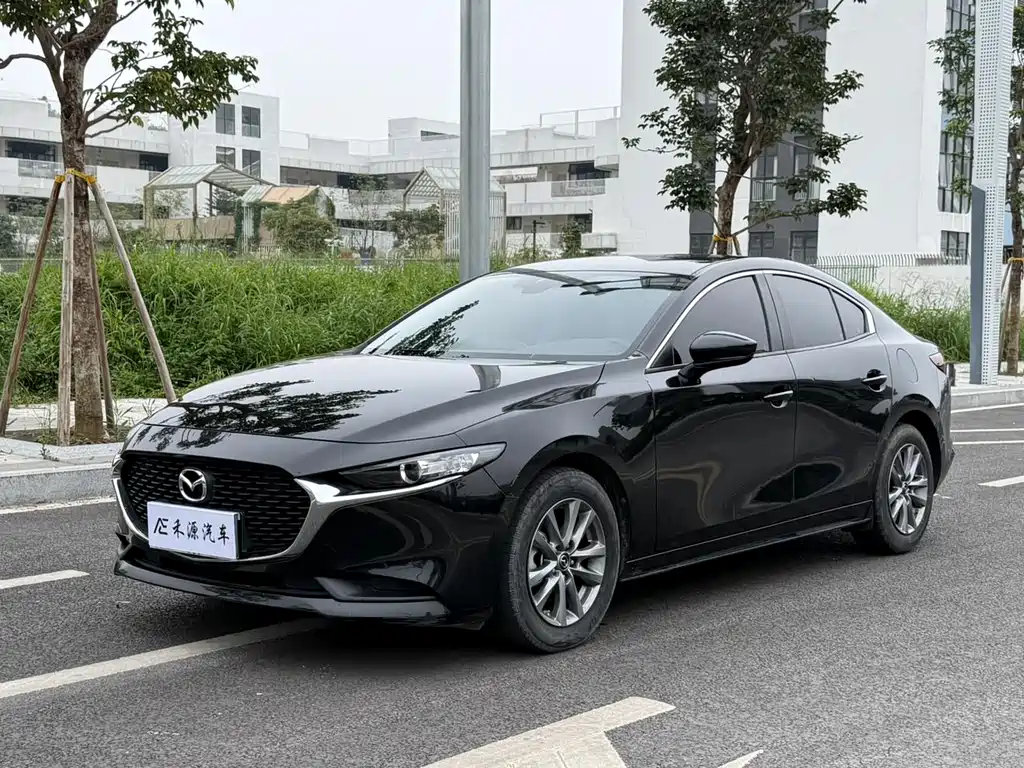 Mazda 3 Axela 2021
