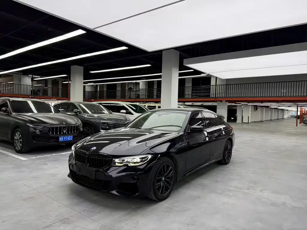 BMW 3 Series 2021