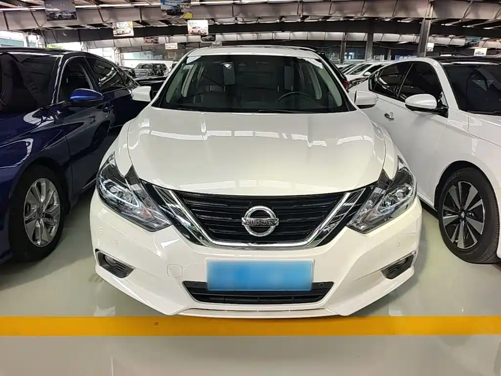 Nissan Teana — миниатюра 3