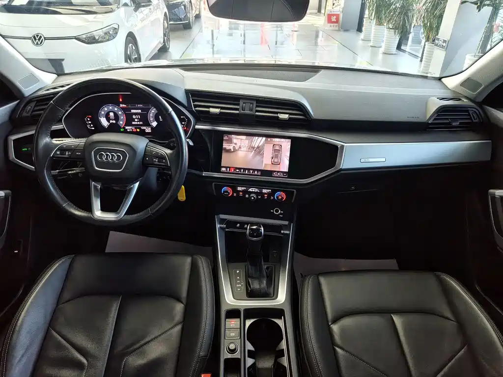 Audi Q3 — миниатюра 10