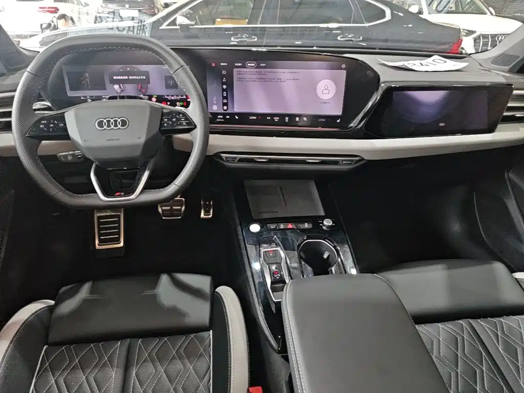 Audi A5L — миниатюра 10