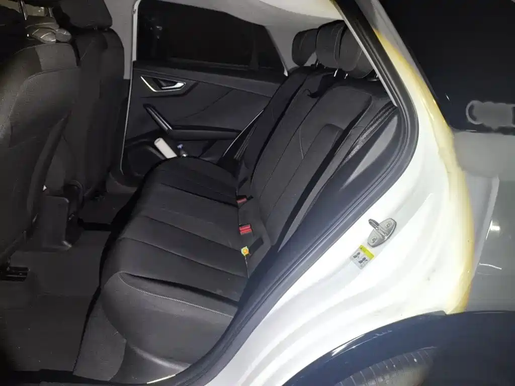 Audi Q2L — миниатюра 15