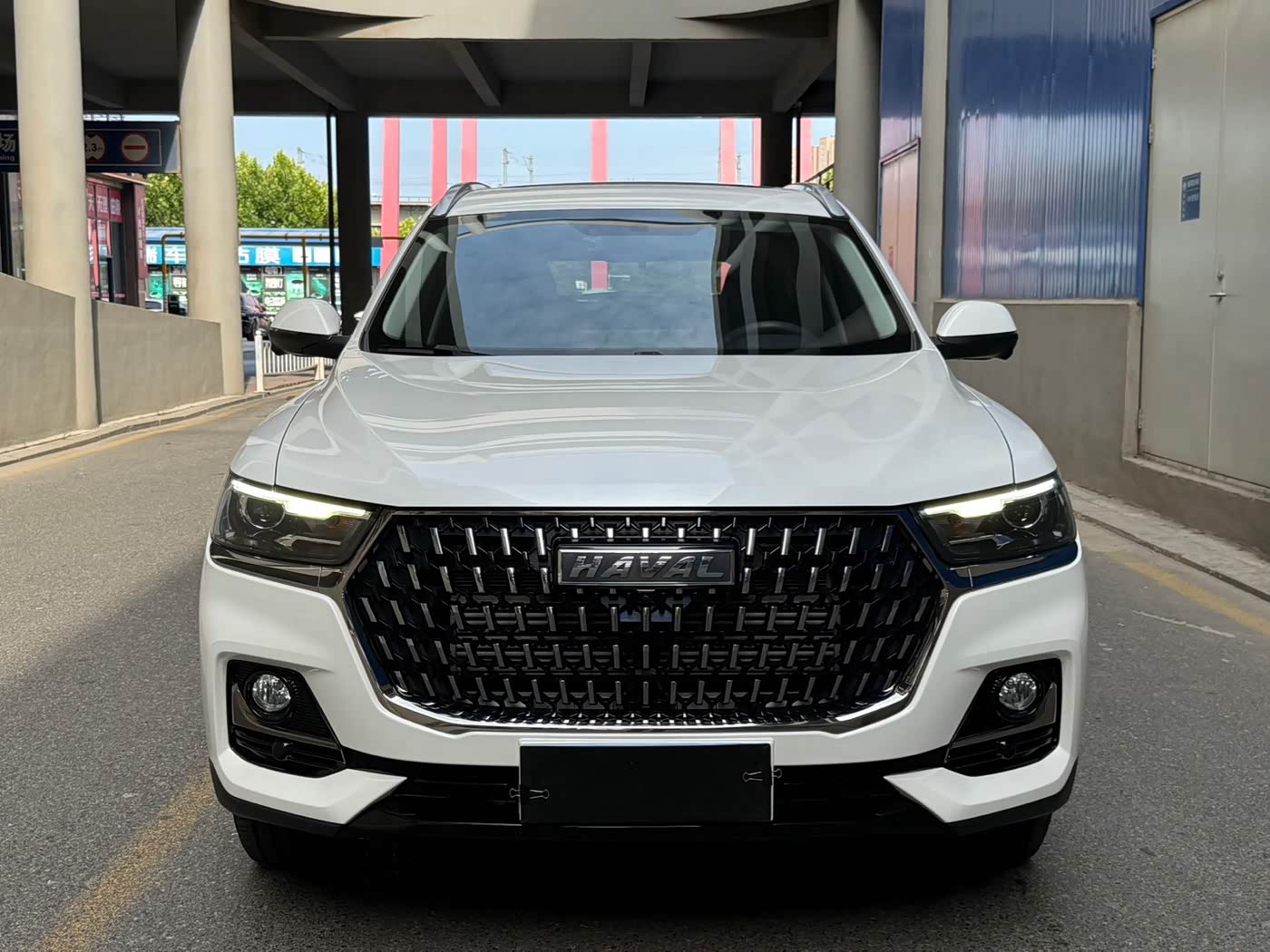 Haval Haval H6 1.5 л 2023 г. Белый, пробег 24000 км