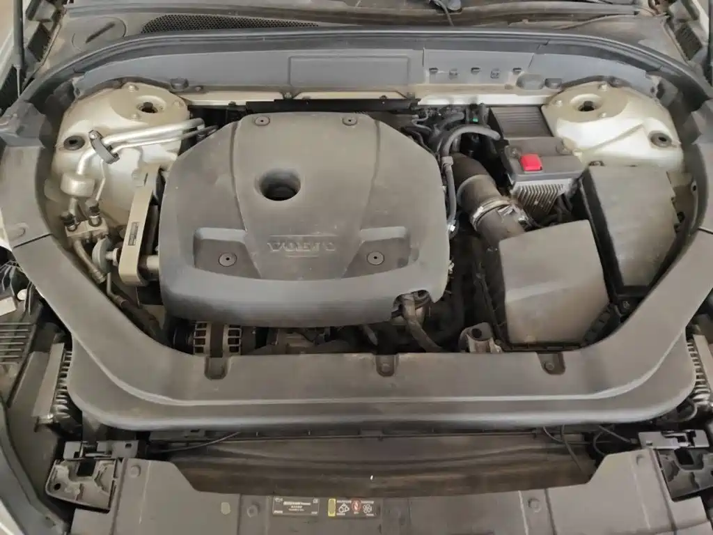 Volvo XC60 — миниатюра 11