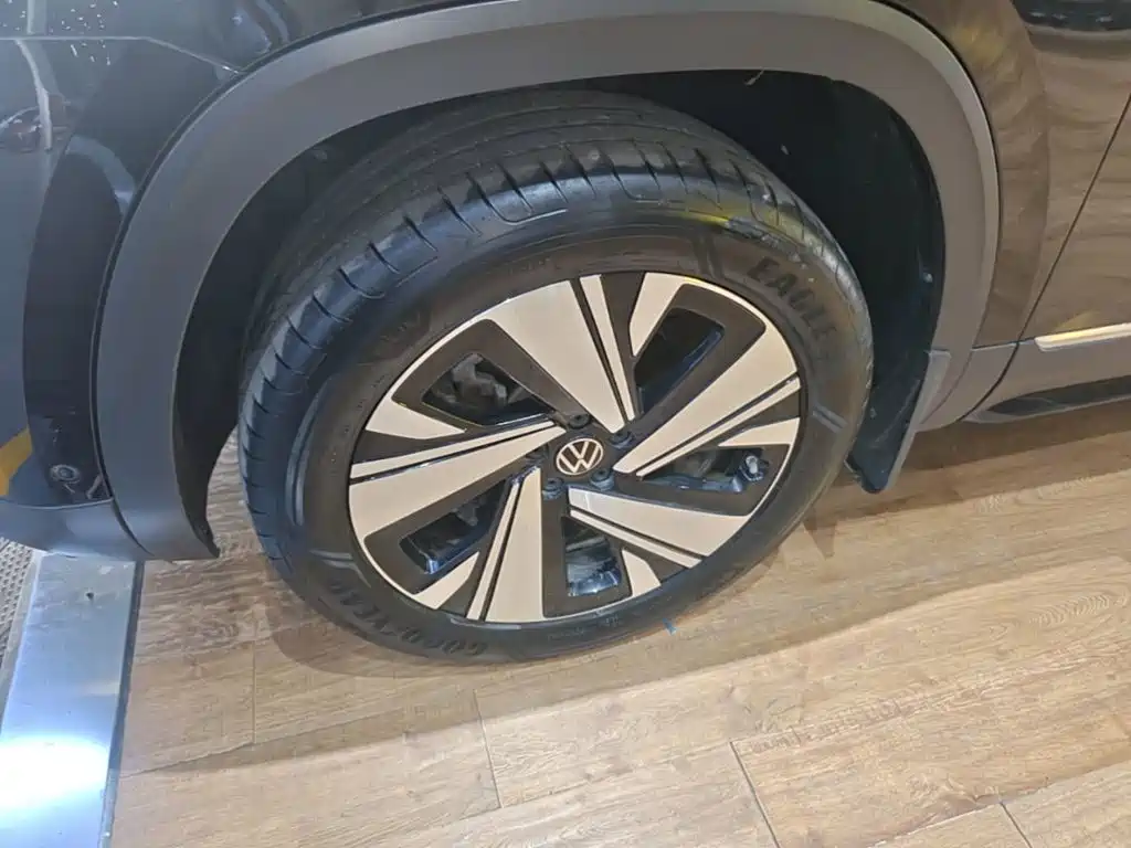 Volkswagen Teramont — миниатюра 23