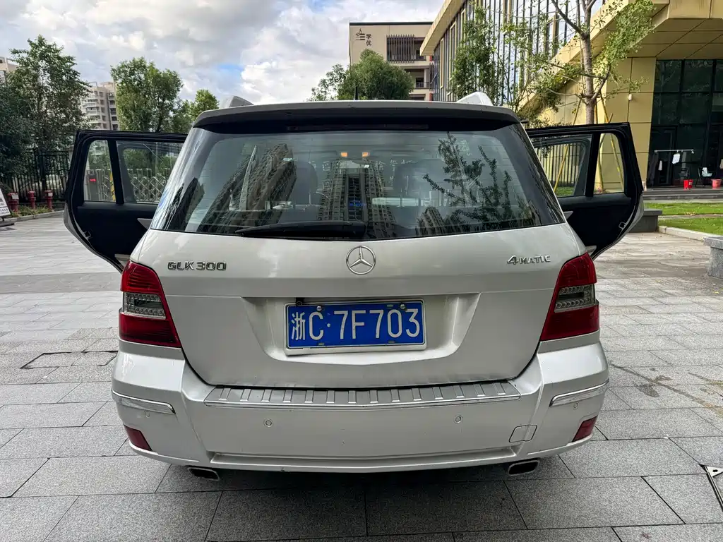 Mercedes-Benz GLK-Class (Import) — миниатюра 14
