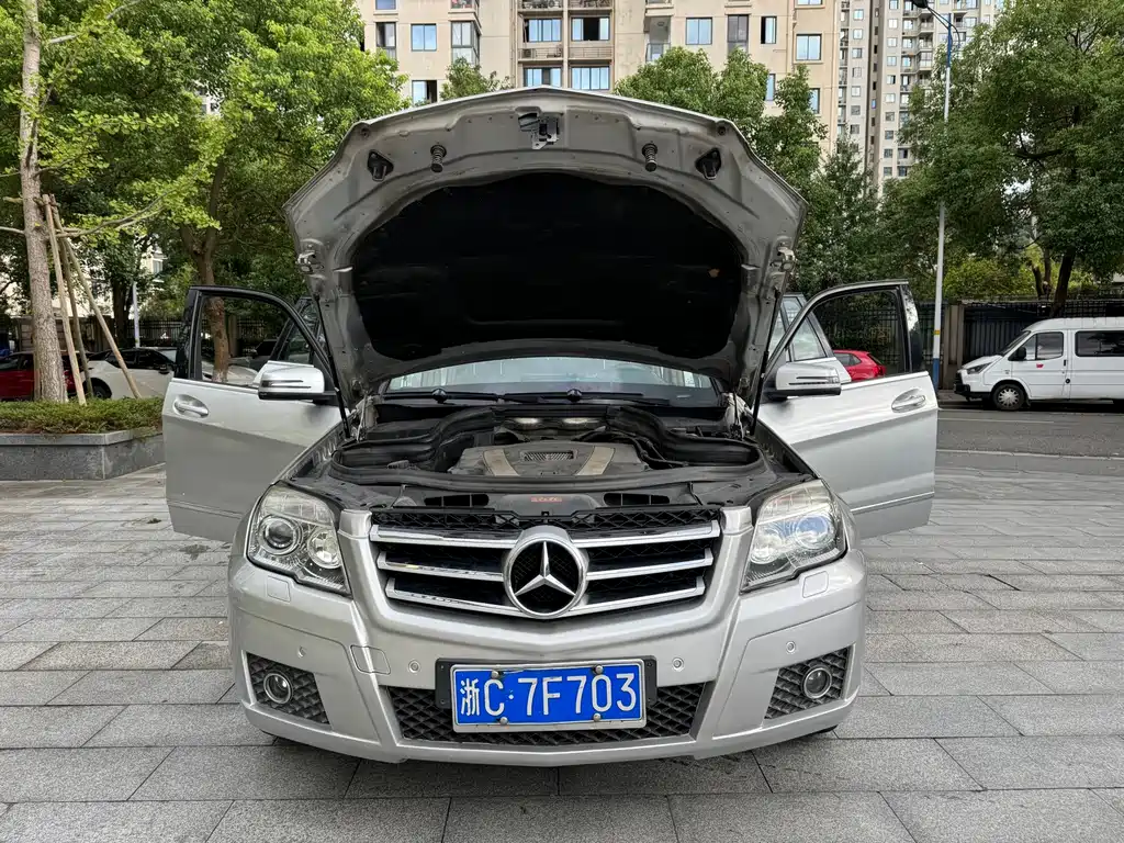 Mercedes-Benz GLK-Class (Import) — миниатюра 17
