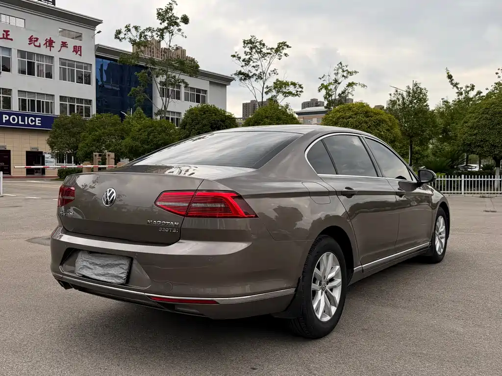 Volkswagen Magotan 2017 330TSI DSG Lead