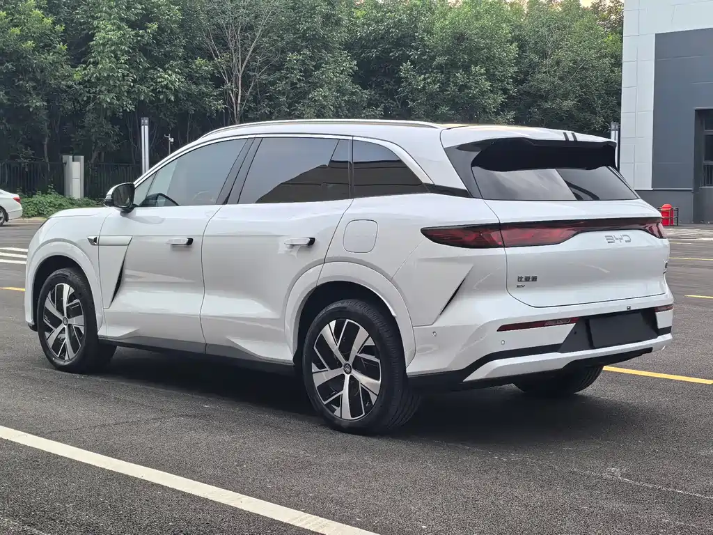 BYD Tang L L 2025 EV 670KM Premium