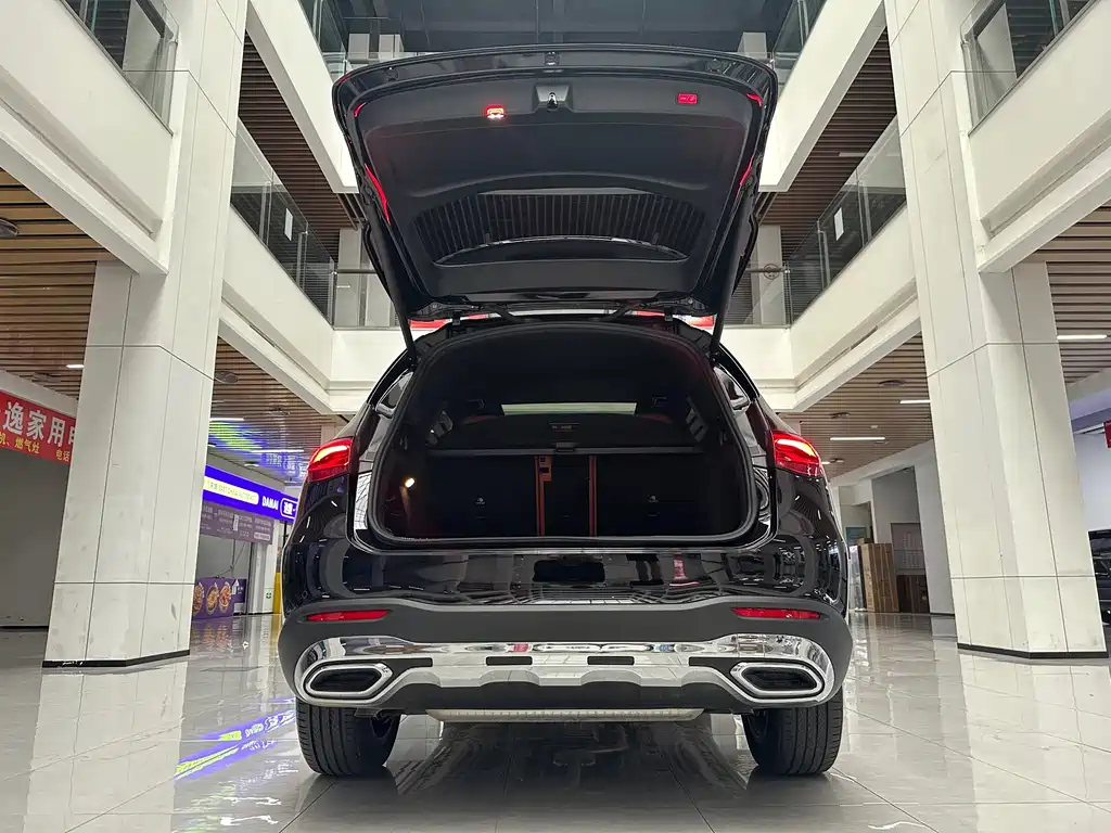 Mercedes-Benz GLC — миниатюра 24