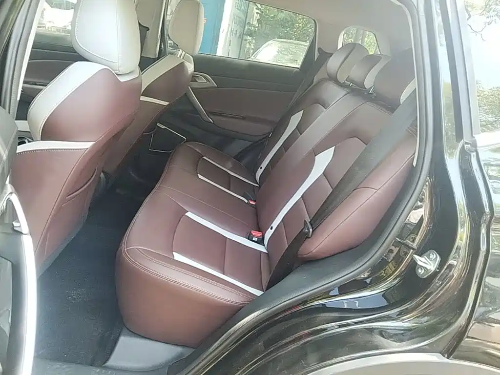Geely Boyue — миниатюра 17