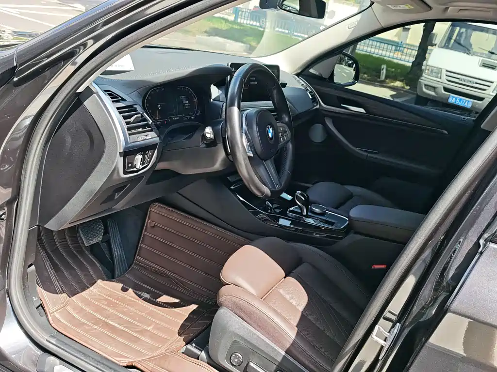 BMW X3 2023 xDrive30i Lead M