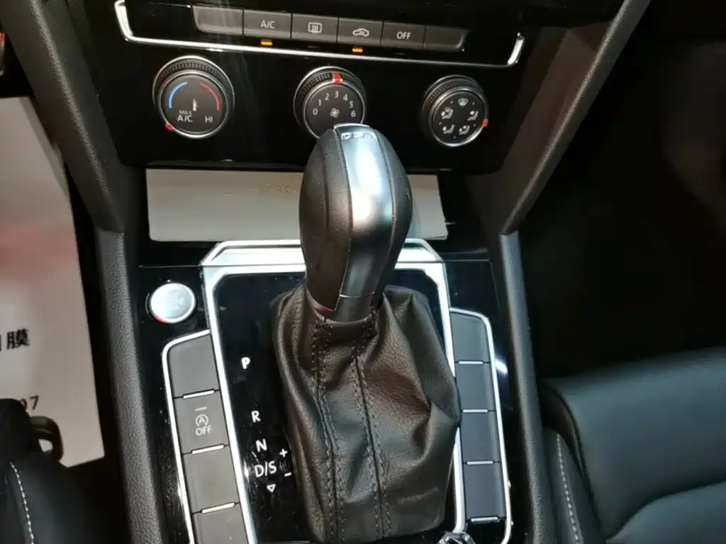 Volkswagen Magotan — миниатюра 14