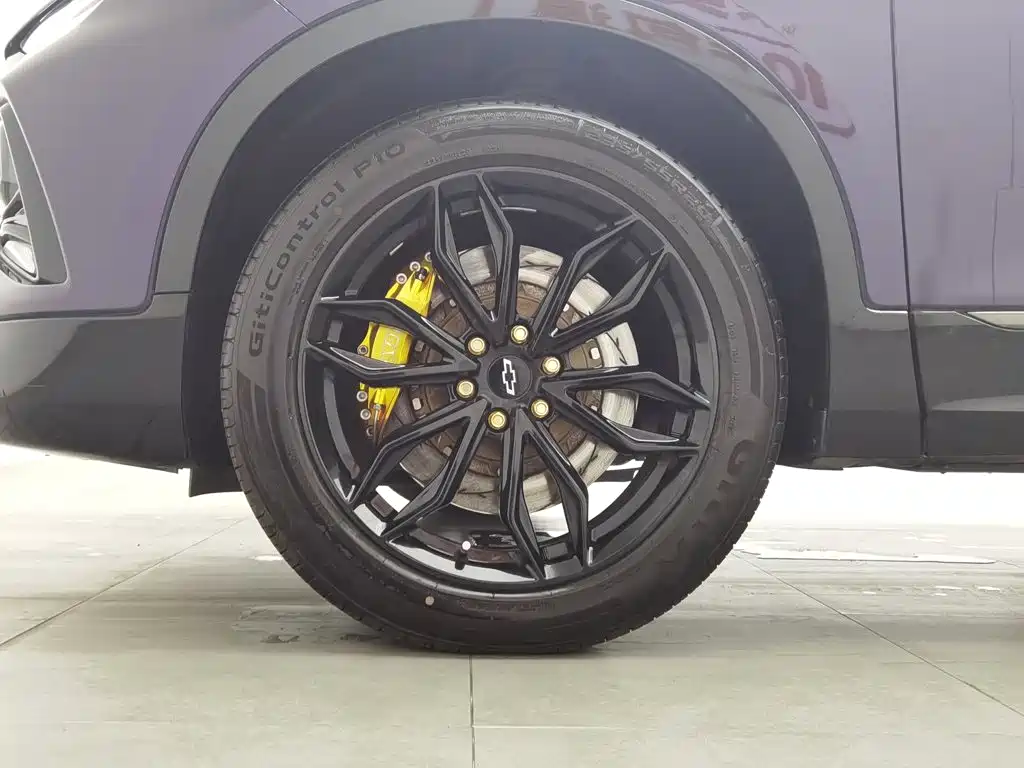 Chevrolet Blazer — миниатюра 17