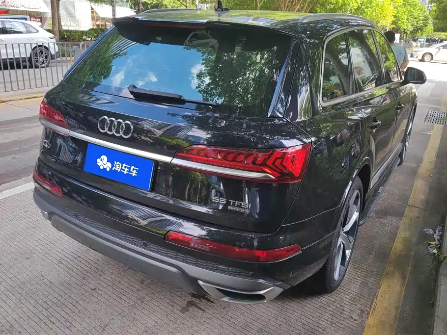 Audi Q7 2021 55 TFSI quattro S line Sport