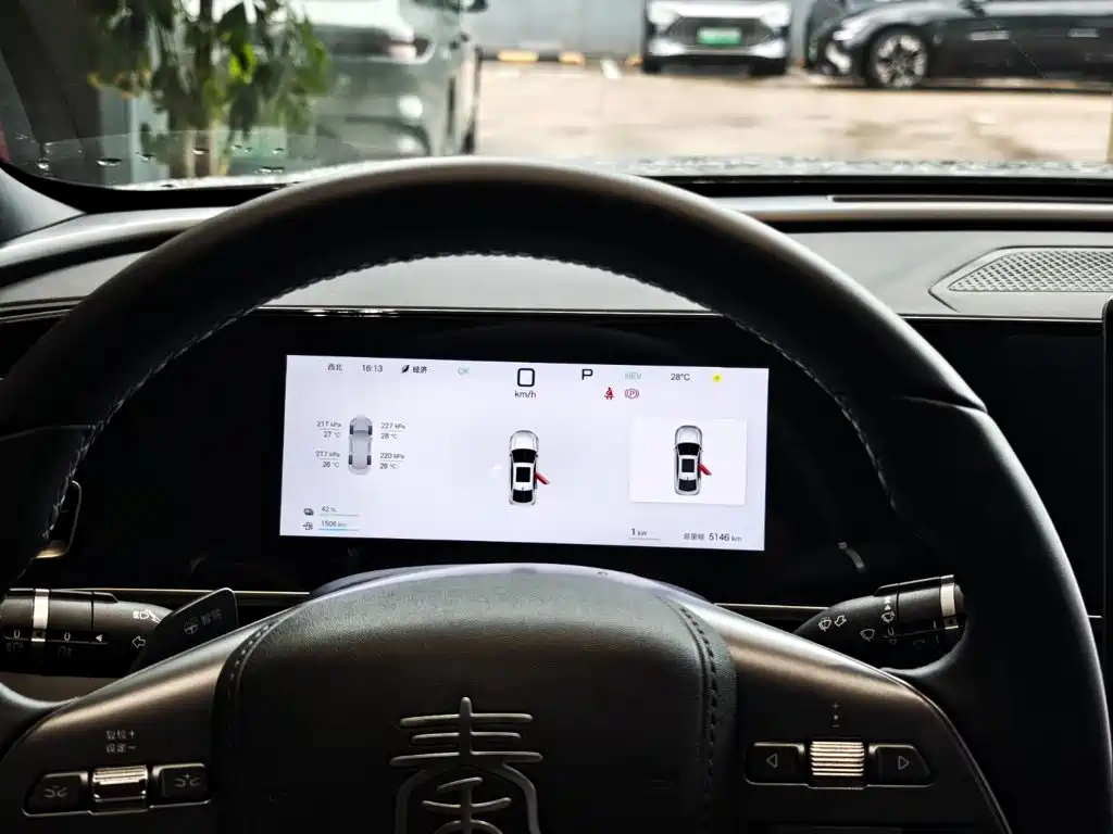 BYD Qin L — миниатюра 4