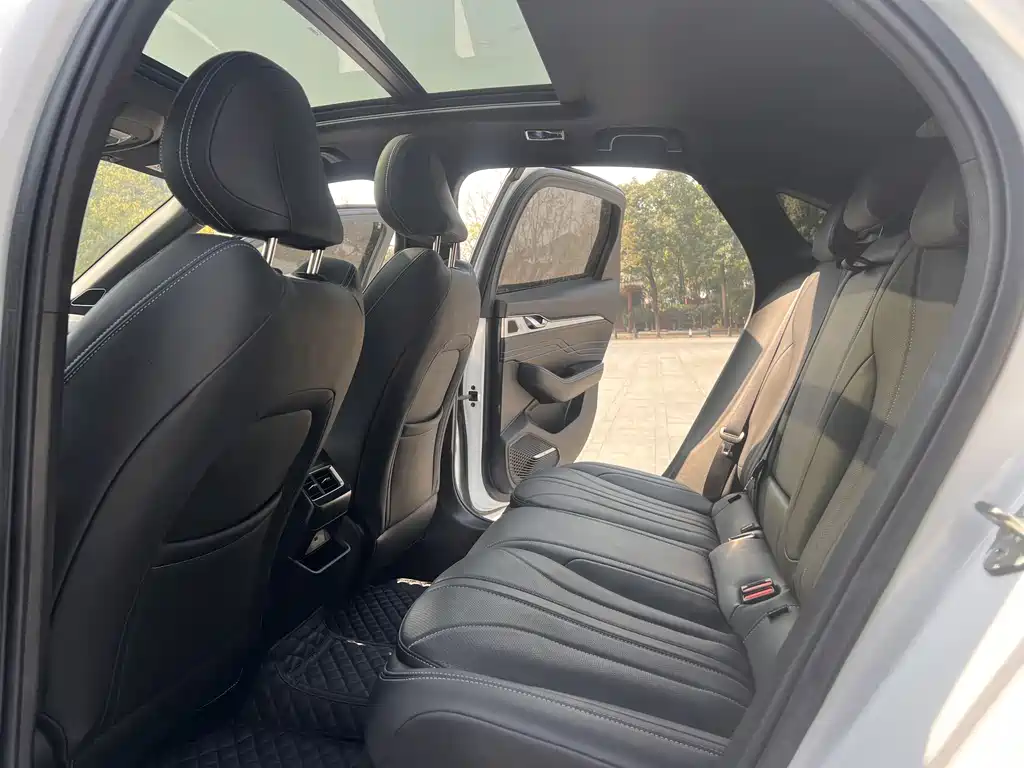 GEELY AUTOMOBILE XINGRUI