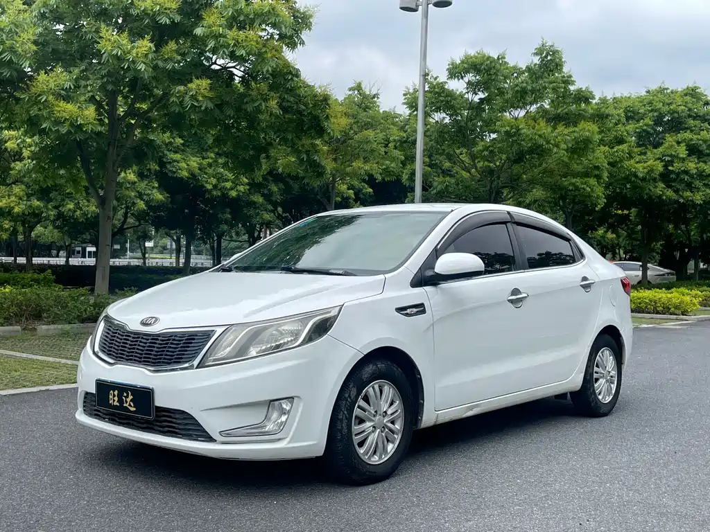 Kia K2 2012 1.4L MT GLS