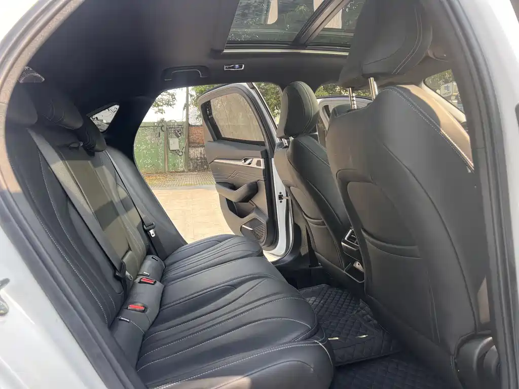 GEELY AUTOMOBILE XINGRUI