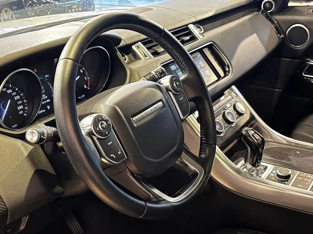 Land Rover Sport — миниатюра 8