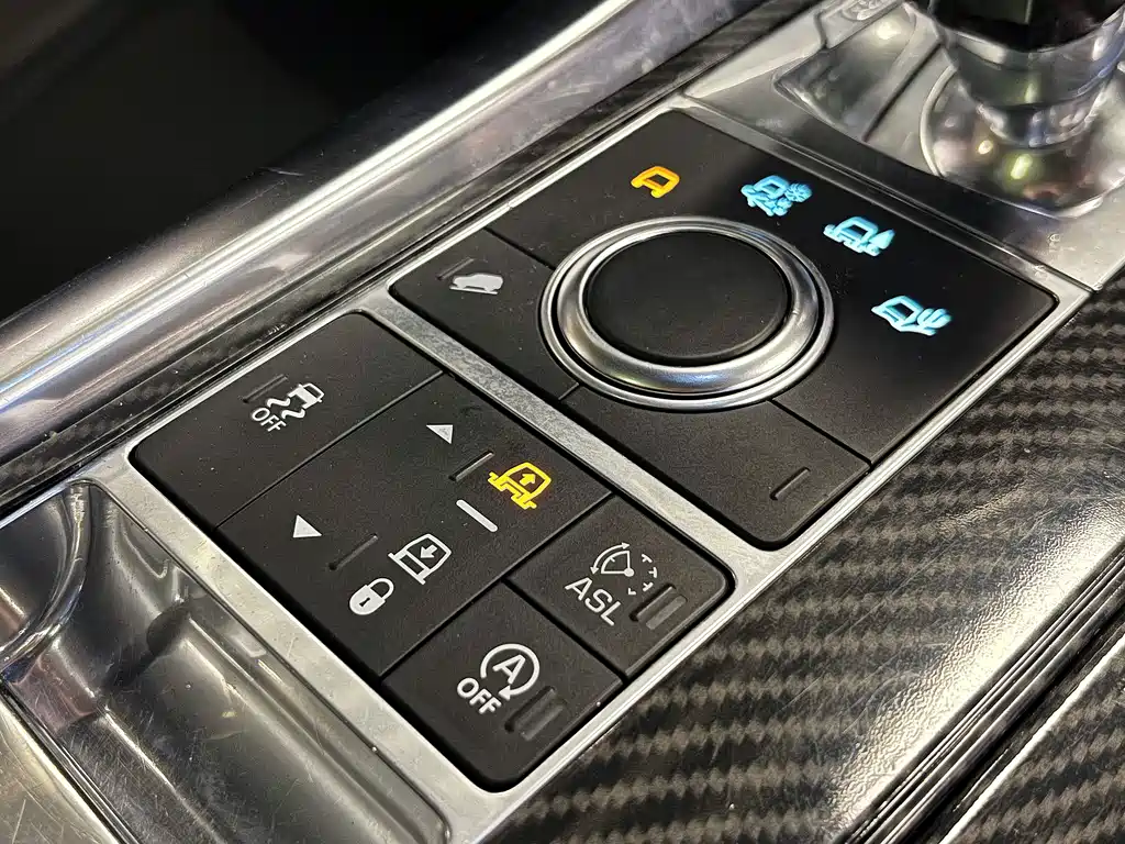 Land Rover Sport — миниатюра 19