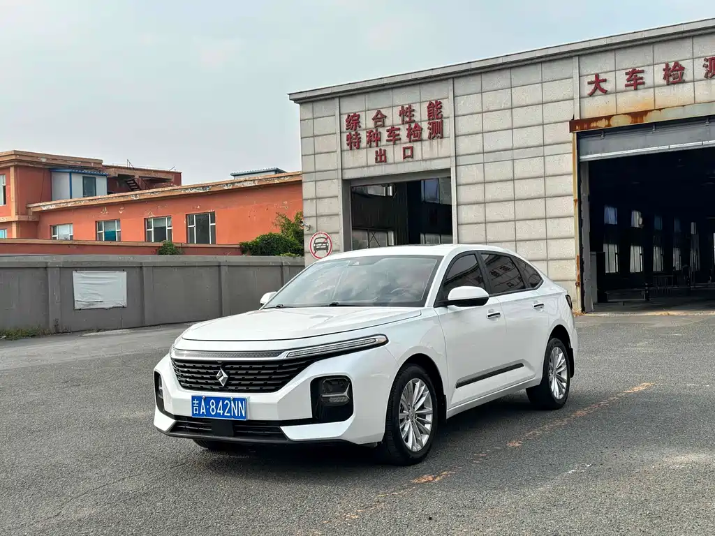 Baojun RC-5 2021