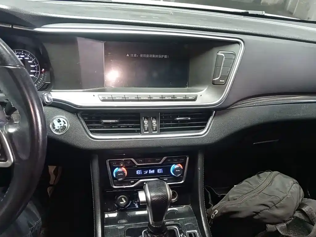 Zotye T600 Coupe — миниатюра 13