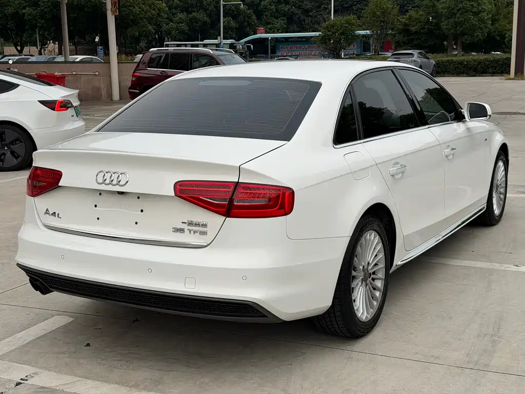 Audi A4L — миниатюра 6