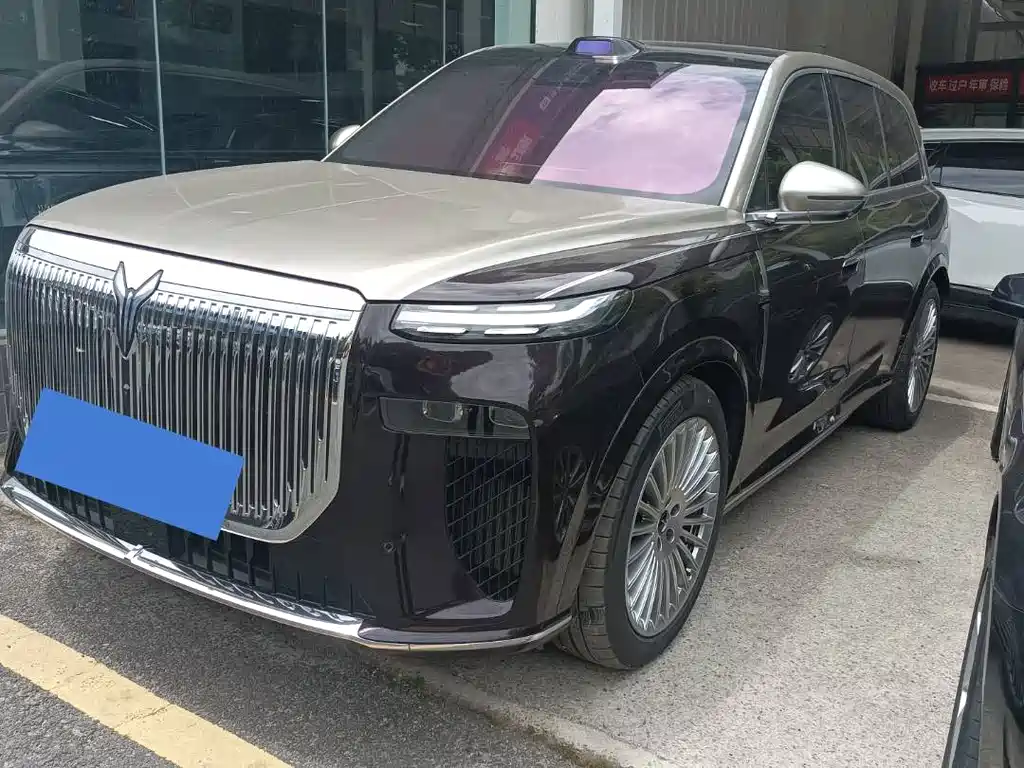 Voyah 岚图泰山 2025