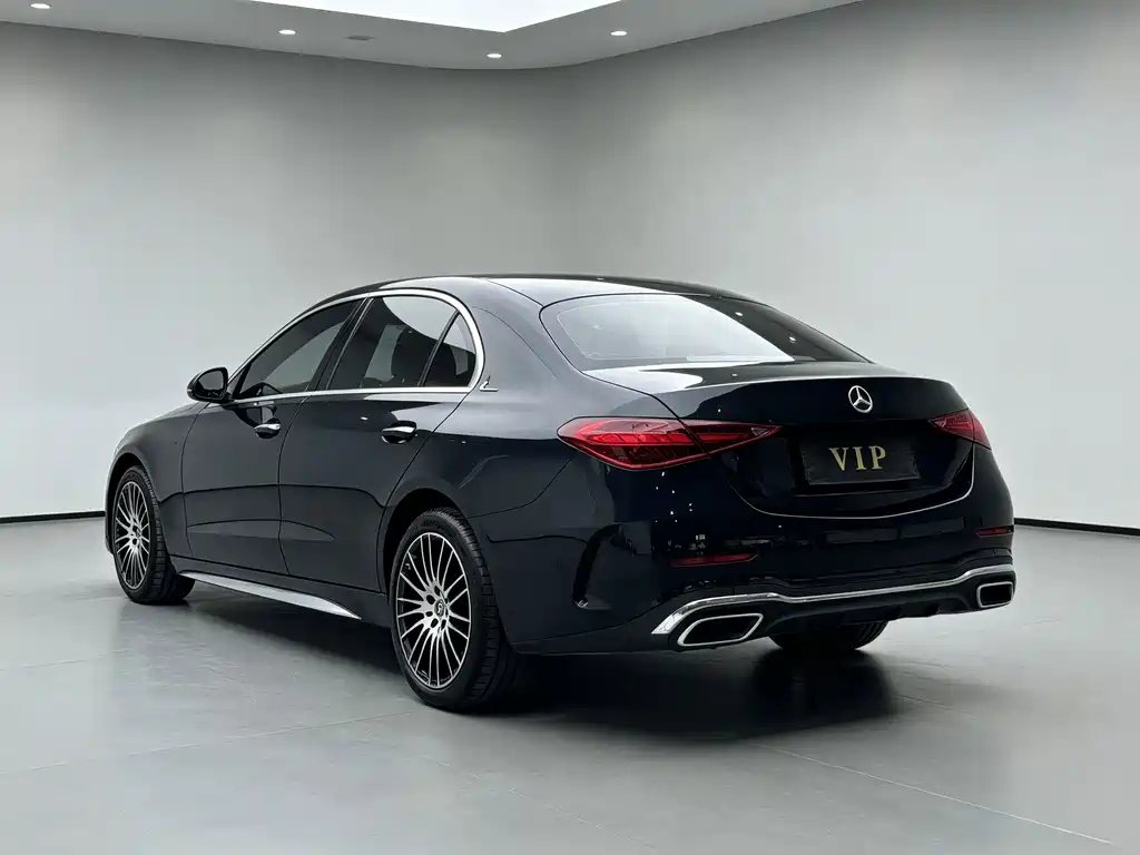 Mercedes-Benz C-Class — миниатюра 7