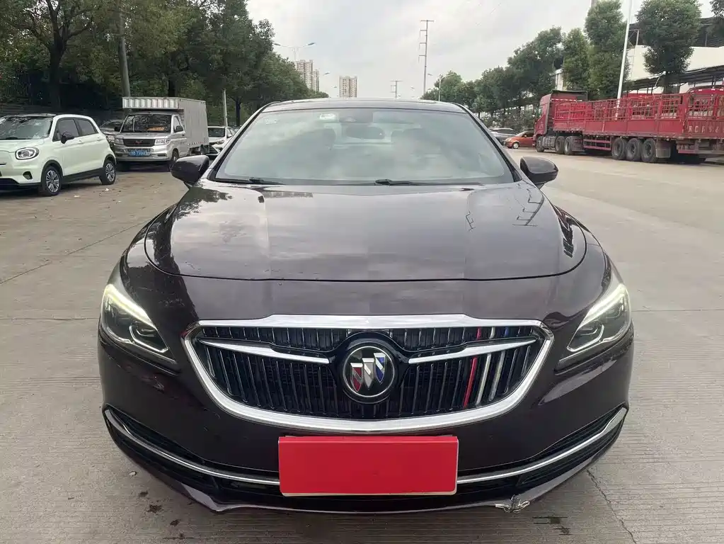 Buick LaCrosse — миниатюра 2