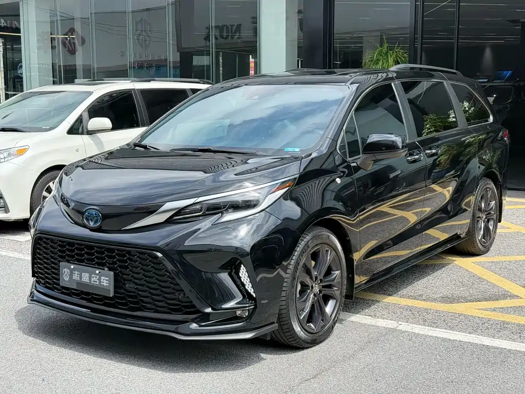 Toyota Sienna 2022