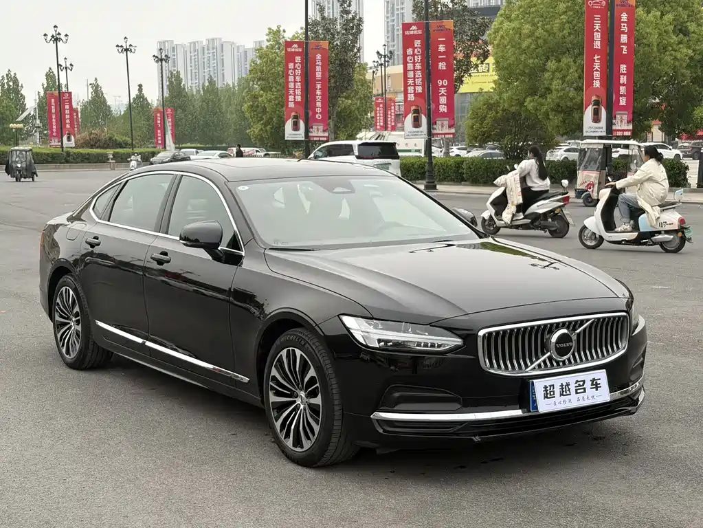 Volvo S90 — миниатюра 3