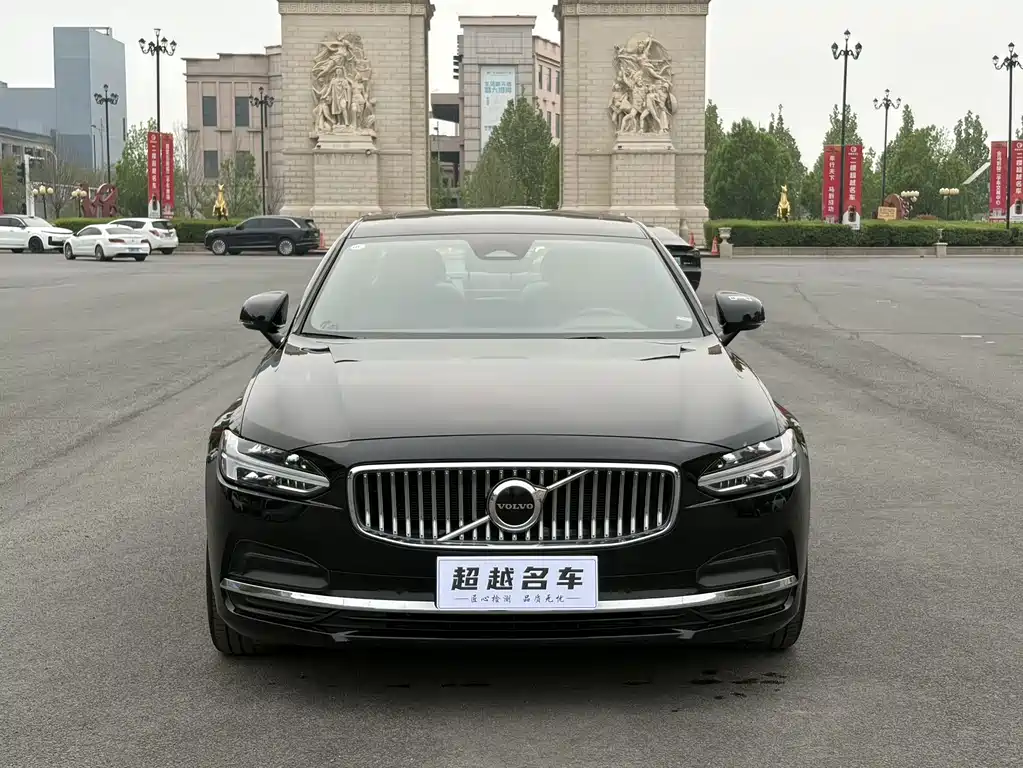 Volvo S90 — миниатюра 2
