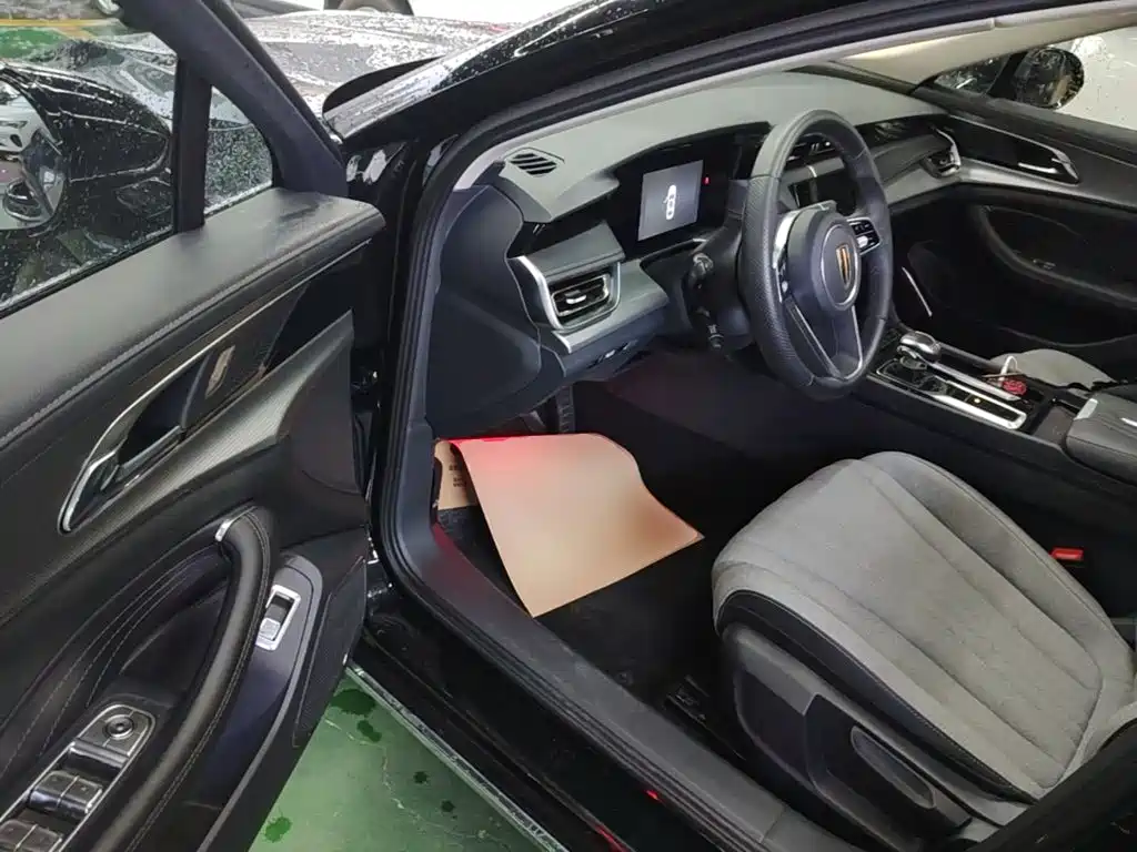 Hongqi Hongqi H5 — миниатюра 16