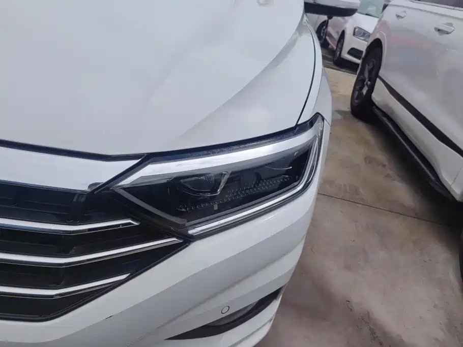 Volkswagen Sagitar — миниатюра 5