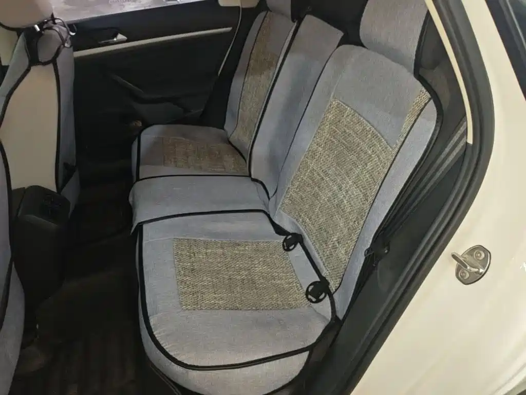 Volkswagen Lavida — миниатюра 17
