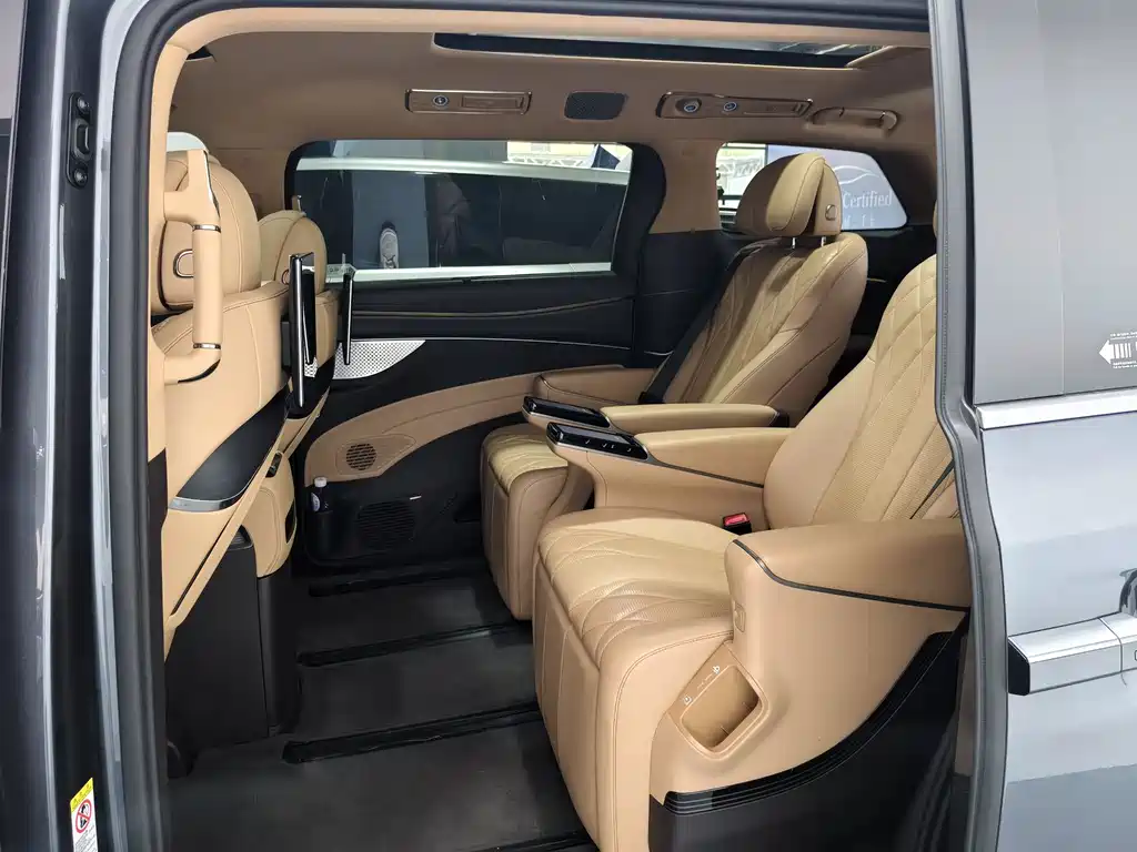 Denza D9 2025 DM-i Smart Drive 1020 Flagship