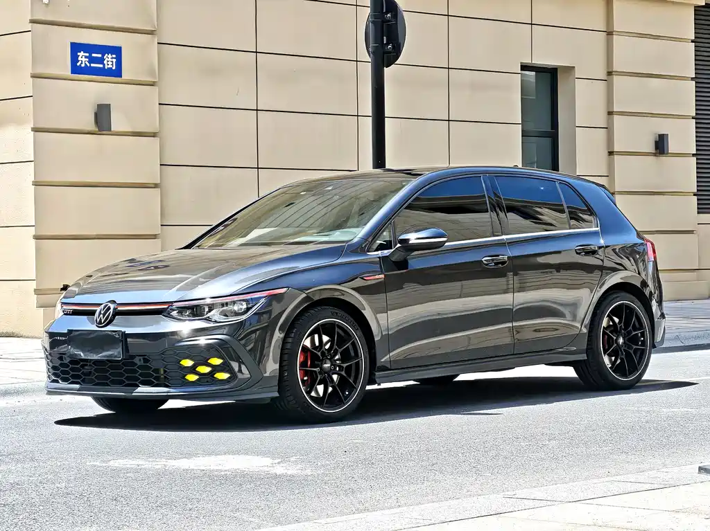 Volkswagen Golf GTI 2023