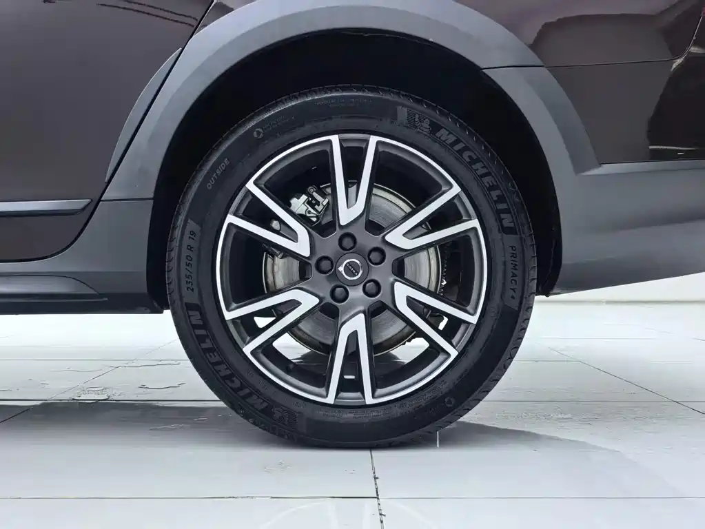 Volvo V90 — миниатюра 27