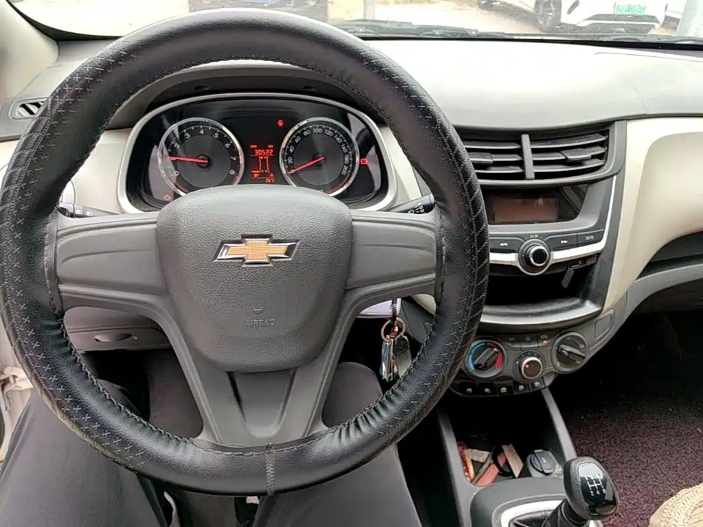 Chevrolet Sail — миниатюра 10