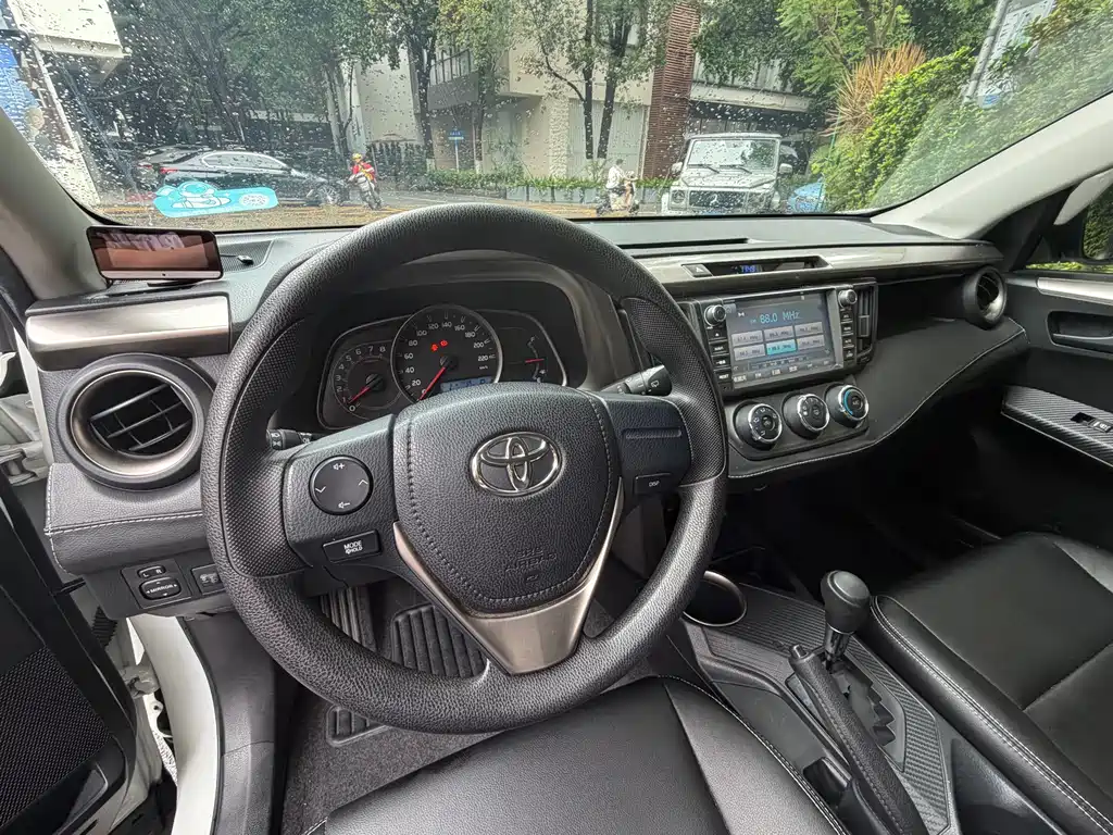 Toyota RAV4 2013 2.0L CVT