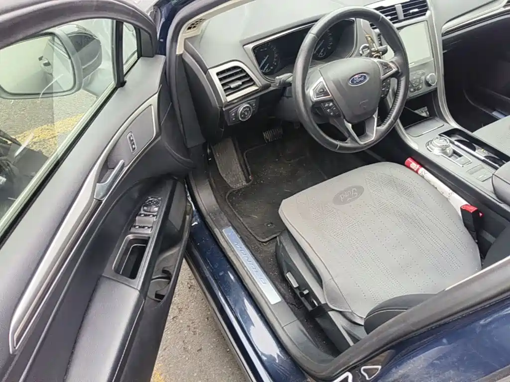 Ford Mondeo — миниатюра 16