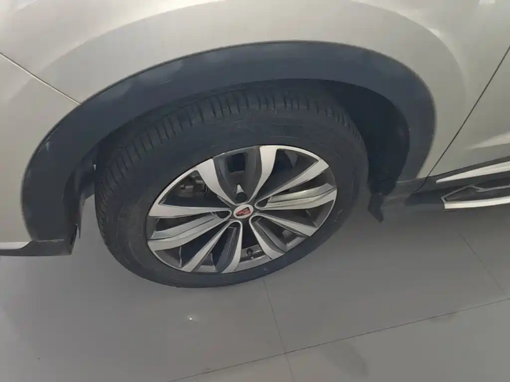Roewe RX5 MAX — миниатюра 23