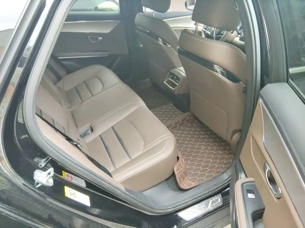 BYD Han — миниатюра 18