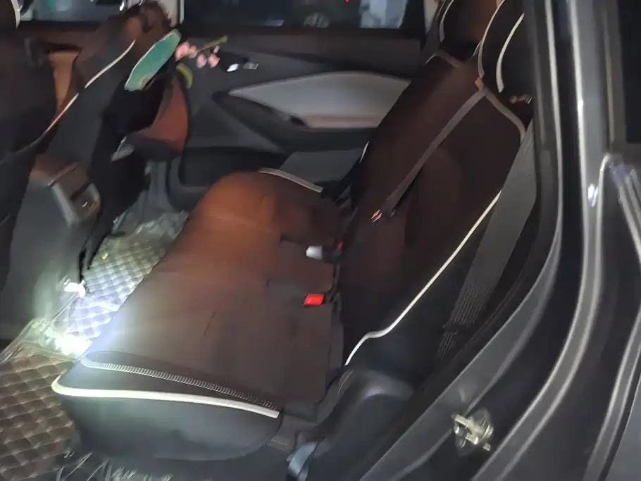 Chevrolet Volando — миниатюра 11